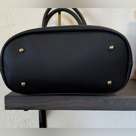 Black Satchel Faux Leather Bag - Picture 7 of 13